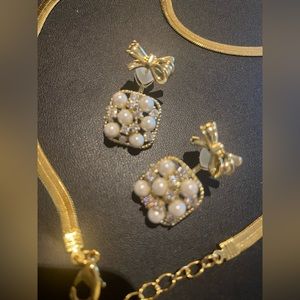 Buy together ~~ New fashion jewelry earring + snake choker set